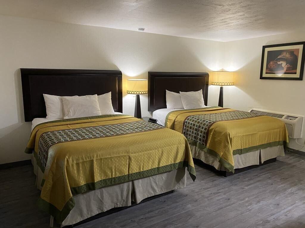 Varios Palomino motel