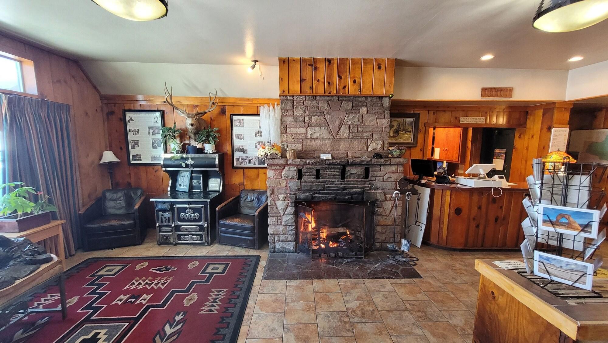 Vista Lobby Jacob Lake Inn