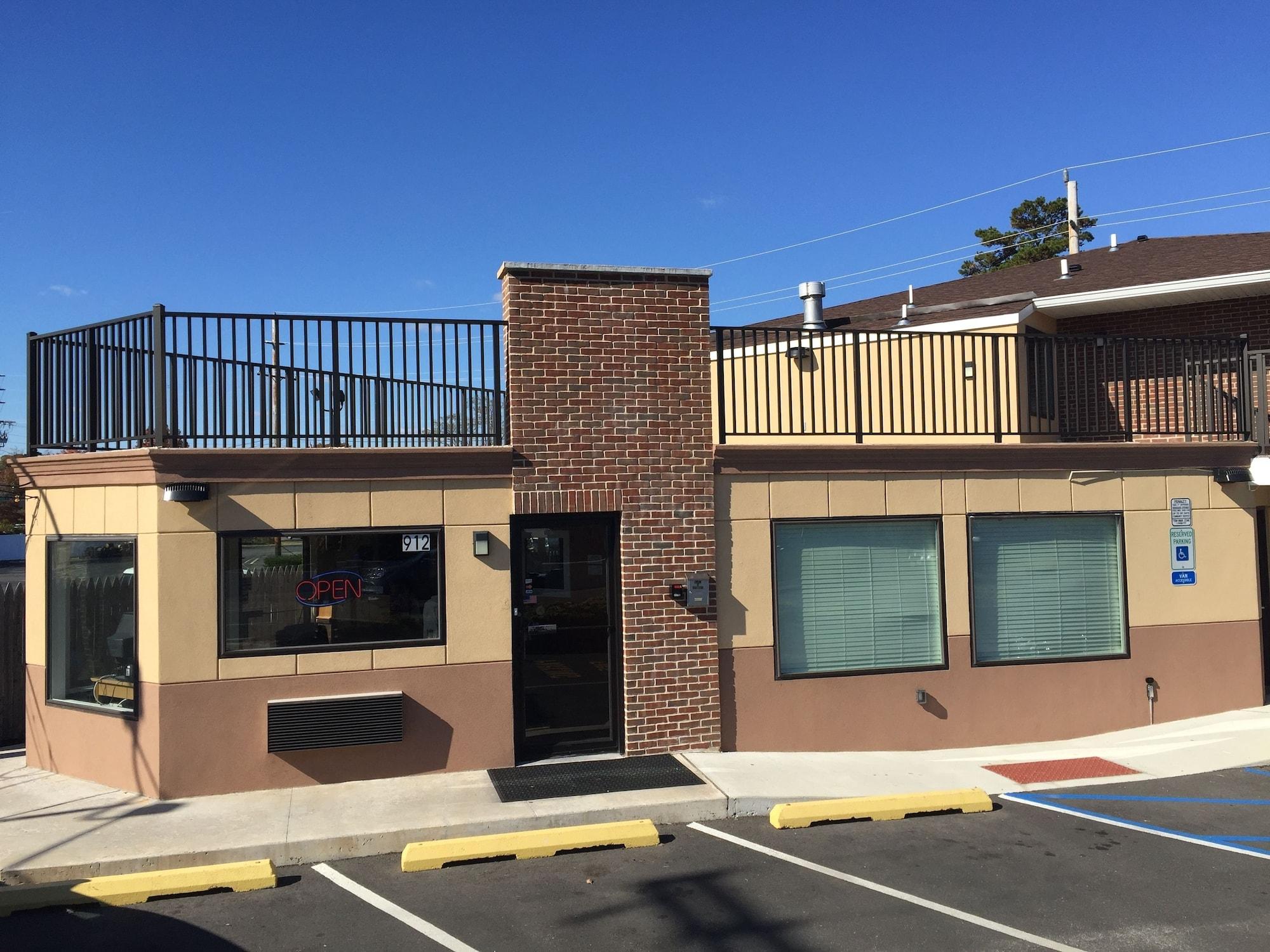 Vista Exterior Brick Motor Inn