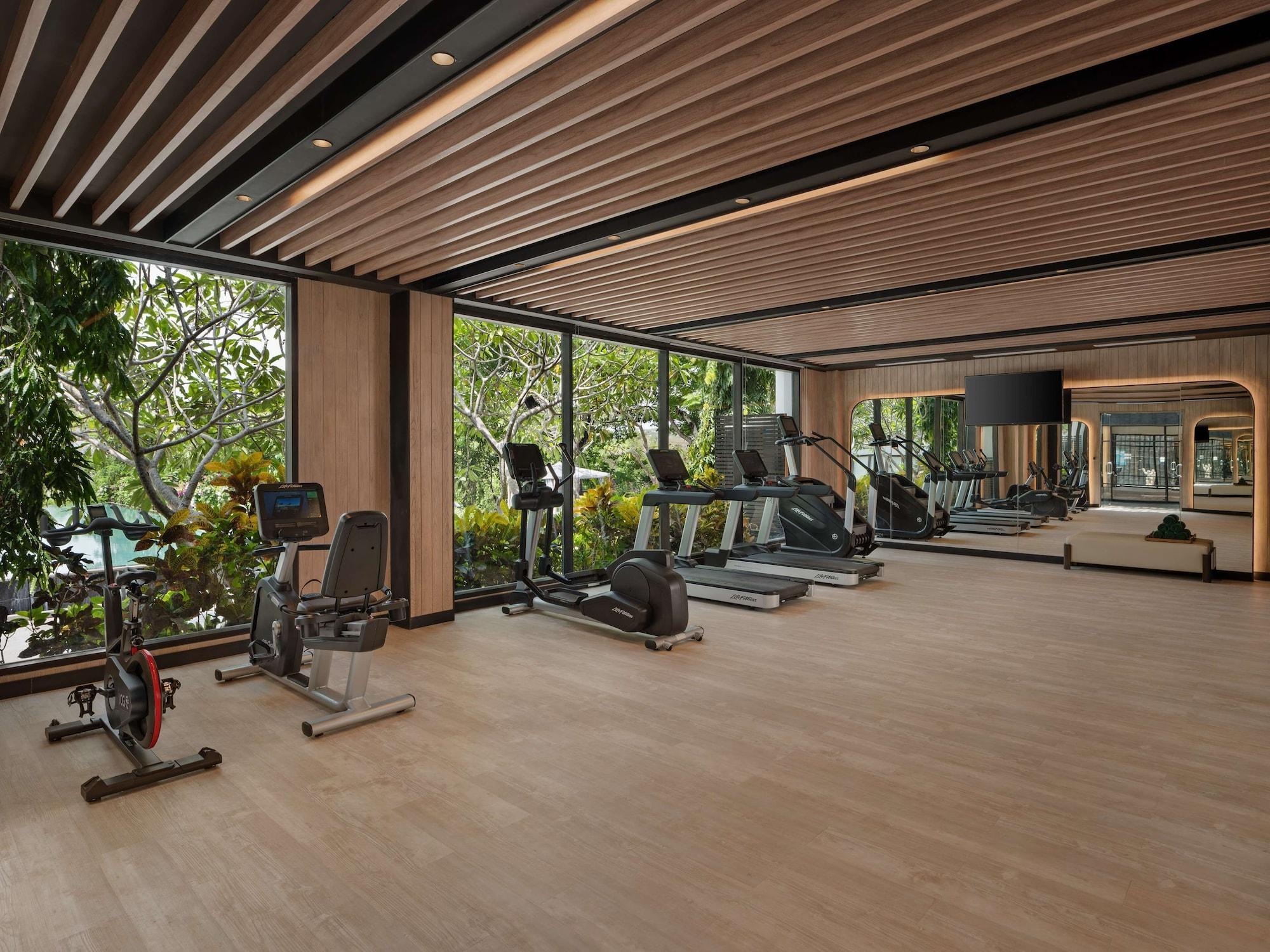 Gimnasio Umana Bali, LXR Hotels & Resorts