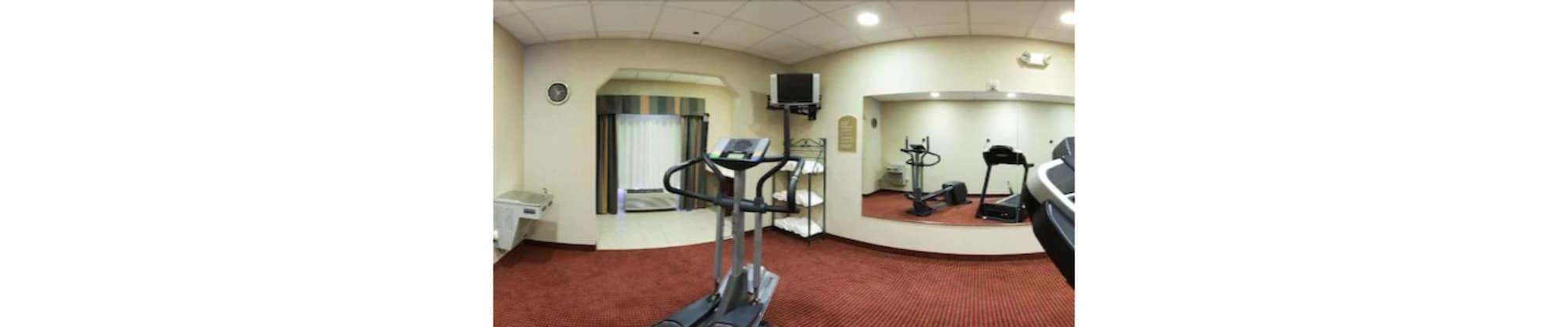 Gimnasio Holiday Inn Express Hotel & Suites Murphy by IHG