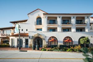 Alojamiento - Harbor View Inn