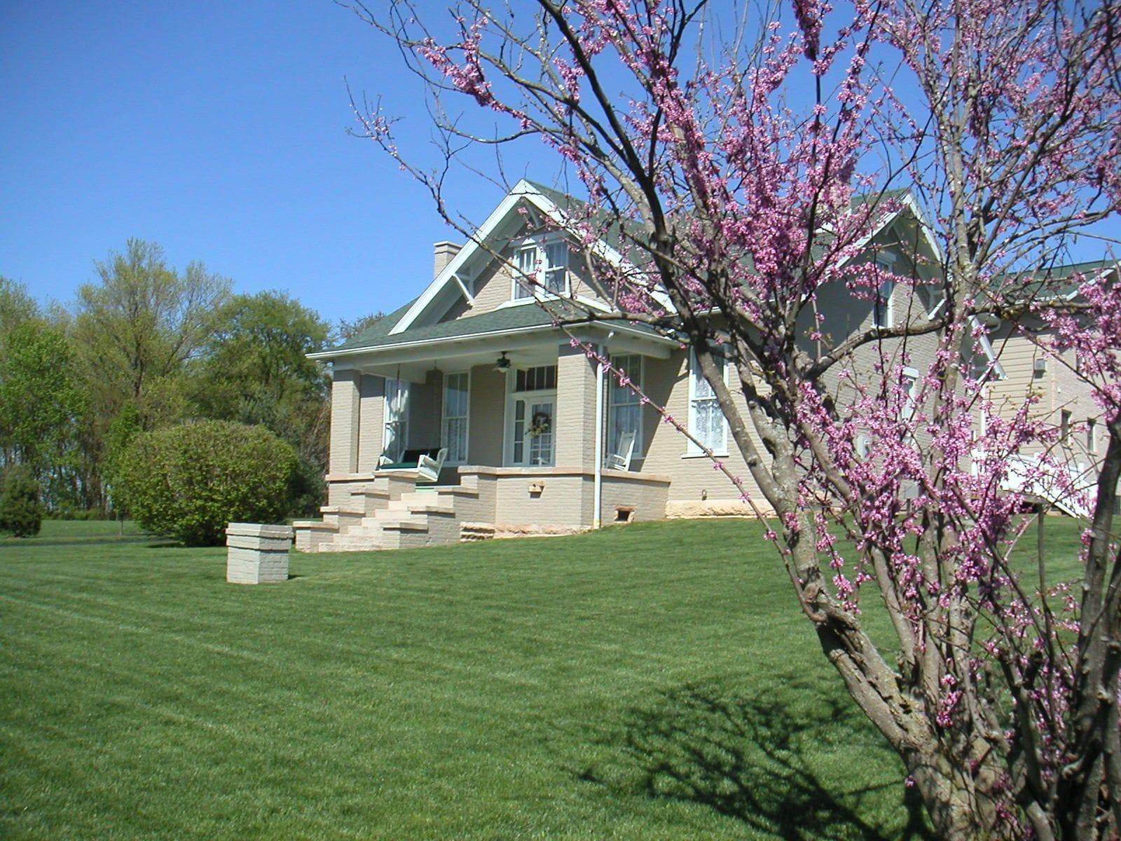 Varios Wampler House
