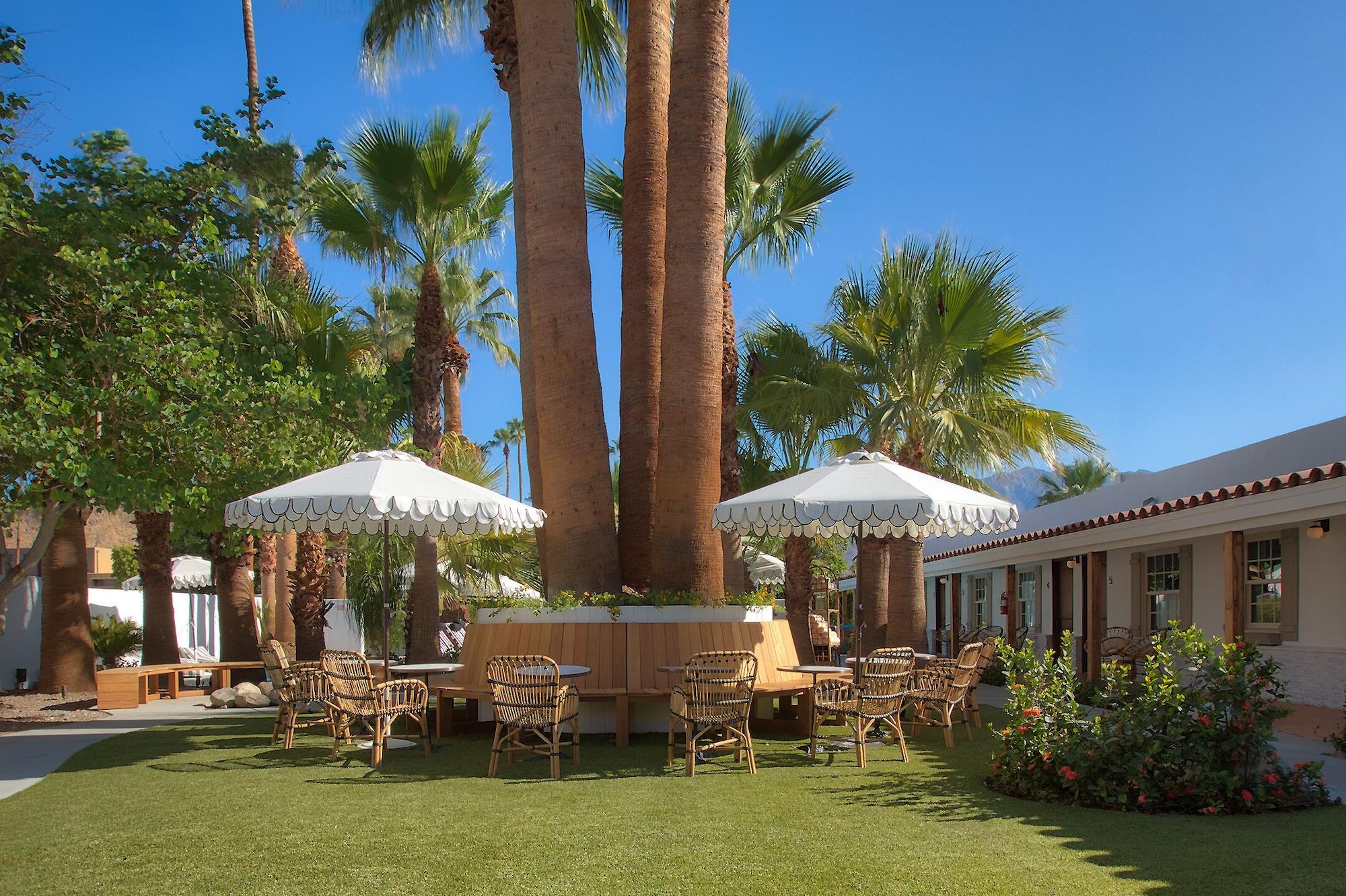 Vista Exterior Dive Palm Springs