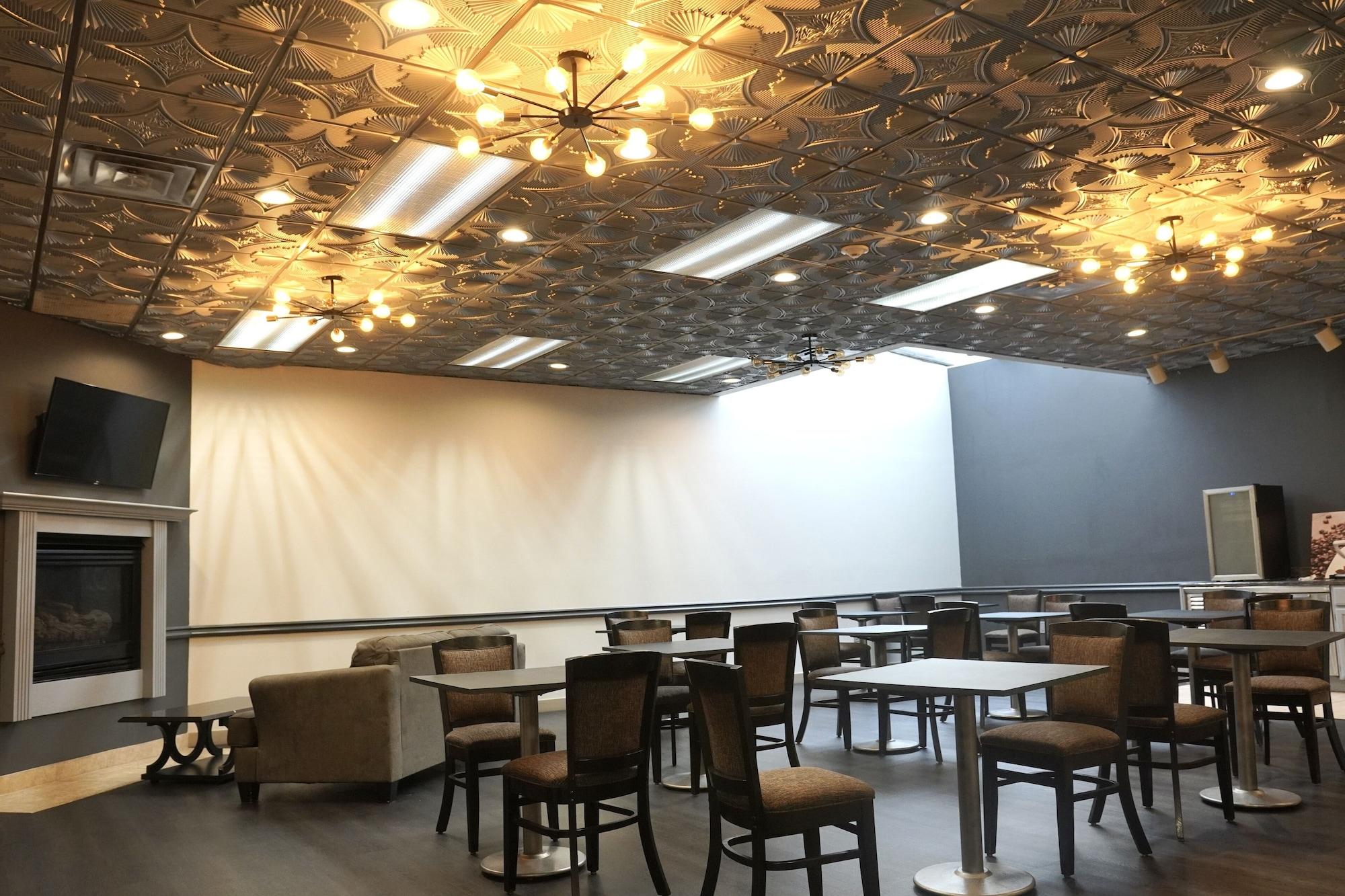 Restaurant American Inn & Suites Waterford