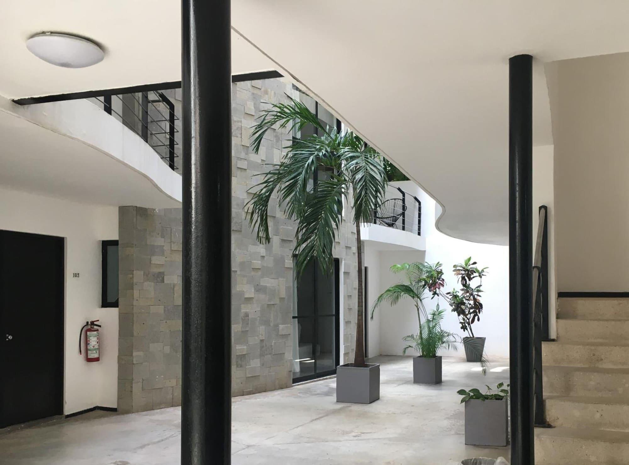 Vista Lobby SOLE Suites by GuruHotel