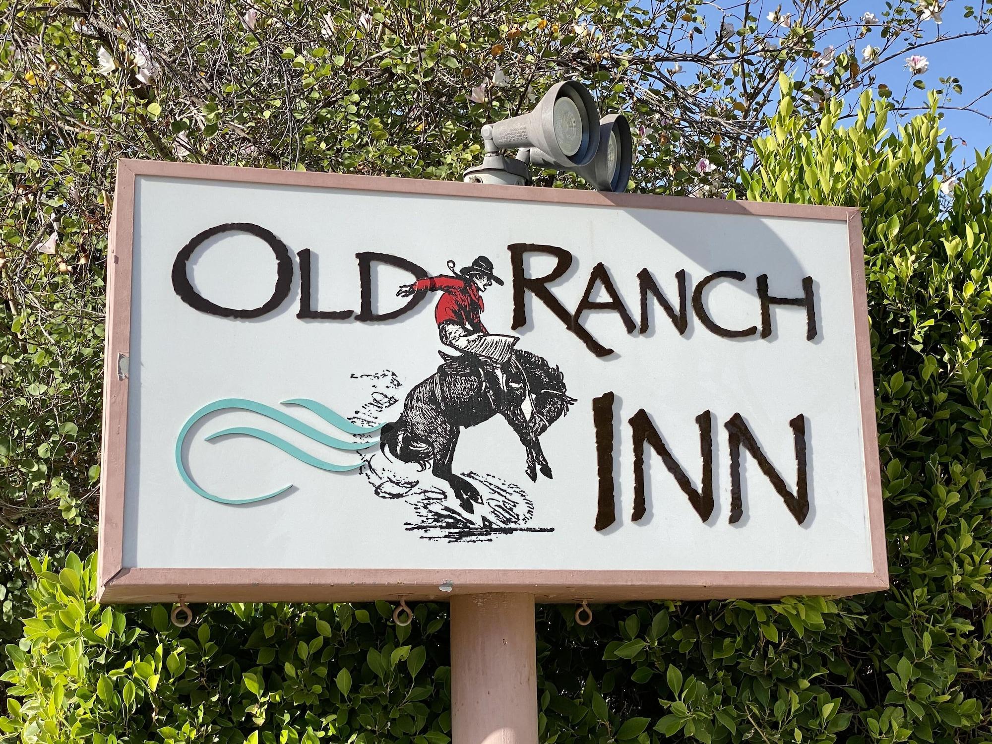 Vista Exterior Old Ranch Inn - Adults Only