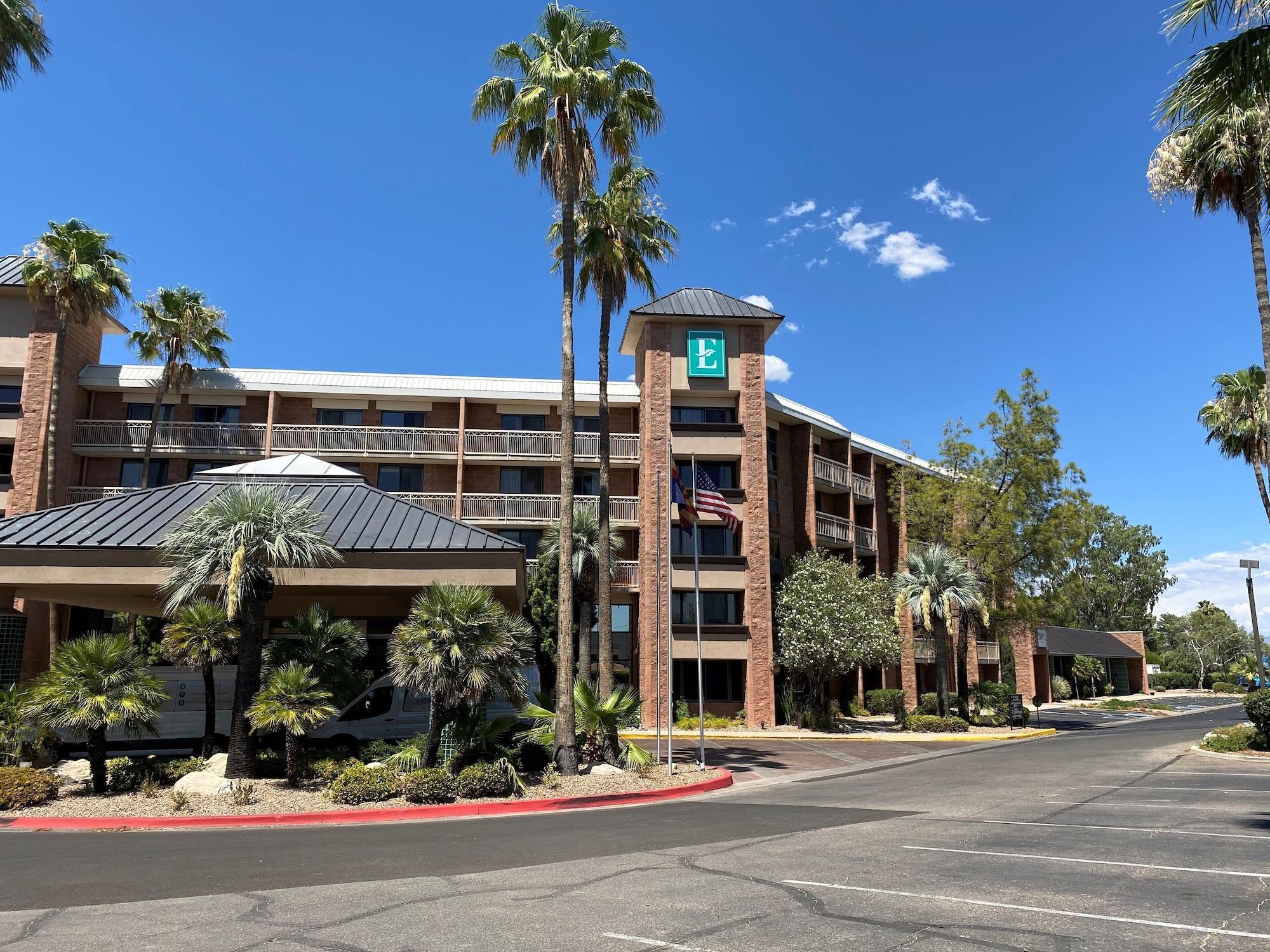 Vista Exterior Embassy Suites by Hilton Tucson East