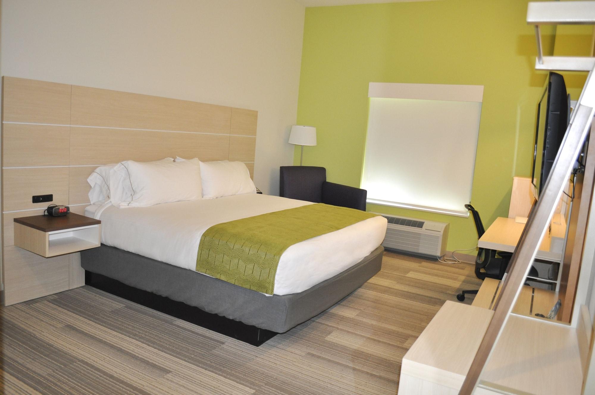 Habitación Holiday Inn Express & Suites Price by IHG