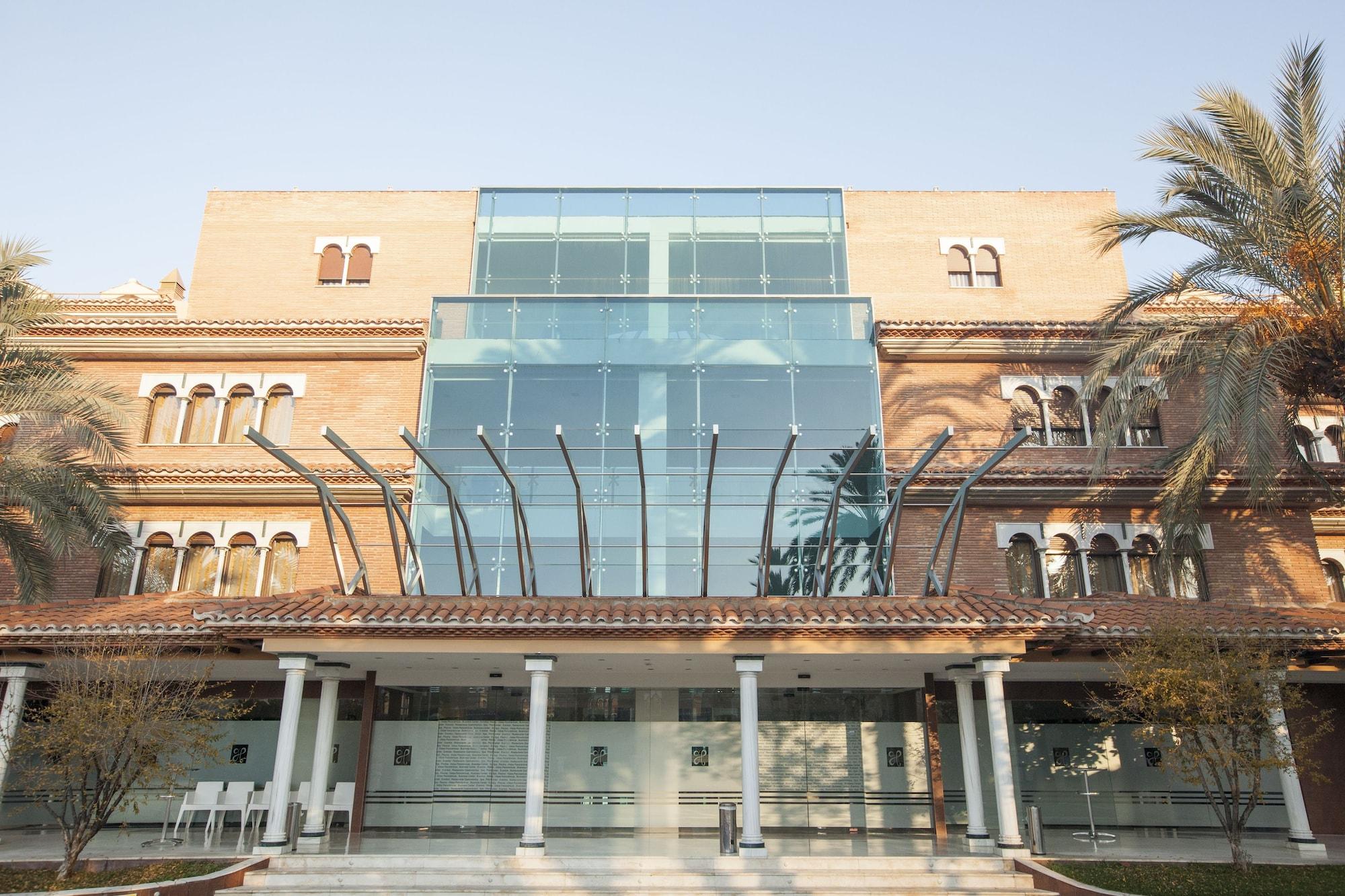 Vista Exterior Hotel Granada Palace