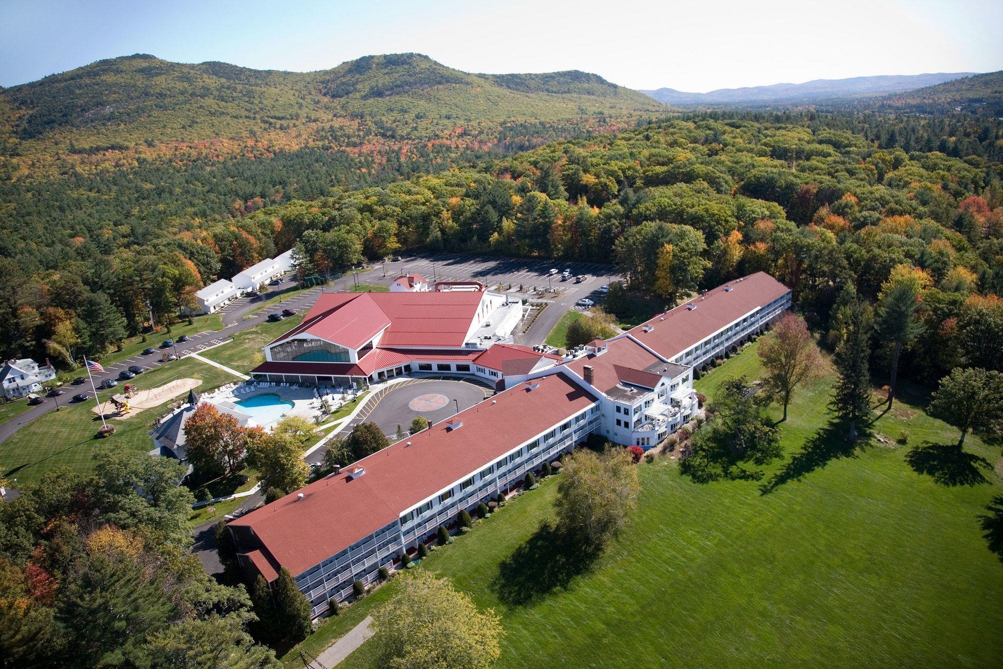 Vista Exterior Red Jacket Mountain View and Indoor Water Park