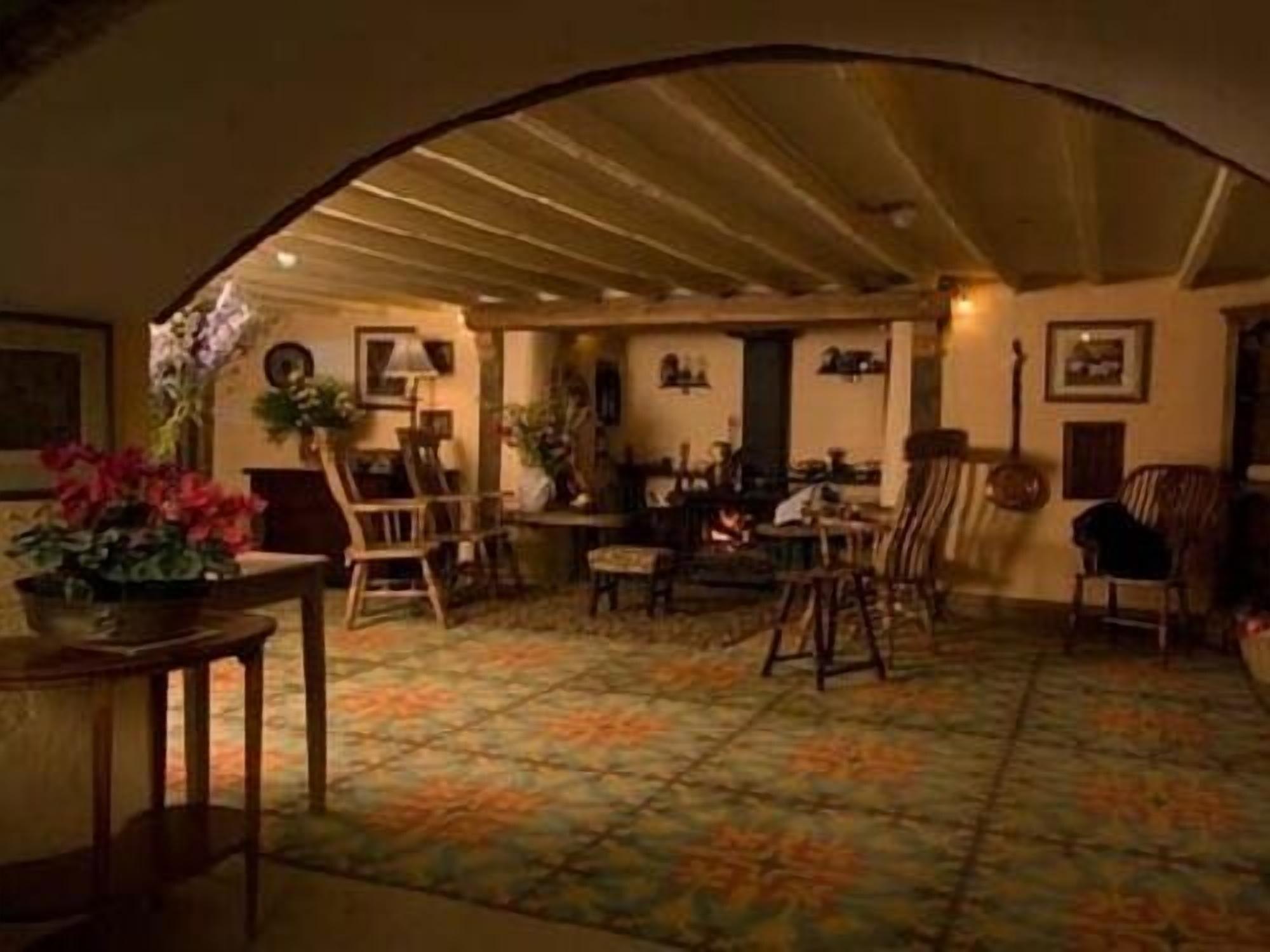Bar/Salón Alnwick Lodge