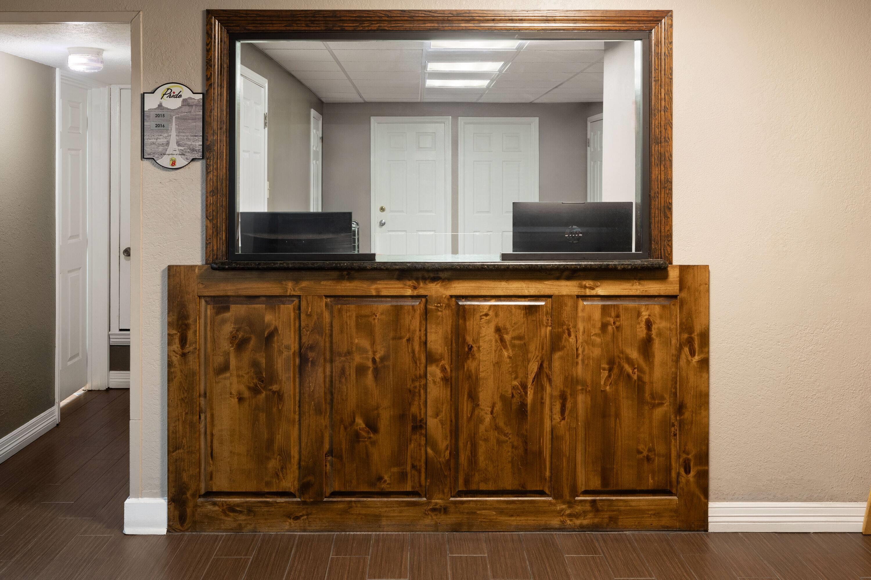 Vista Lobby Super 8 by Wyndham Temple S. General Bruce