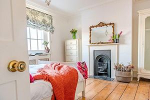 Alquiler Vacacional - Beautiful 5 Bedroom Regency House / Pets Welcome