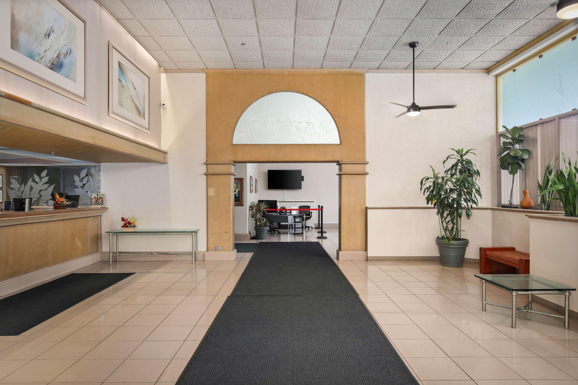 Vista Lobby Aston Waikiki Sunset