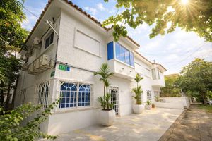 Alojamiento - Zuray Hostal & Recovery House