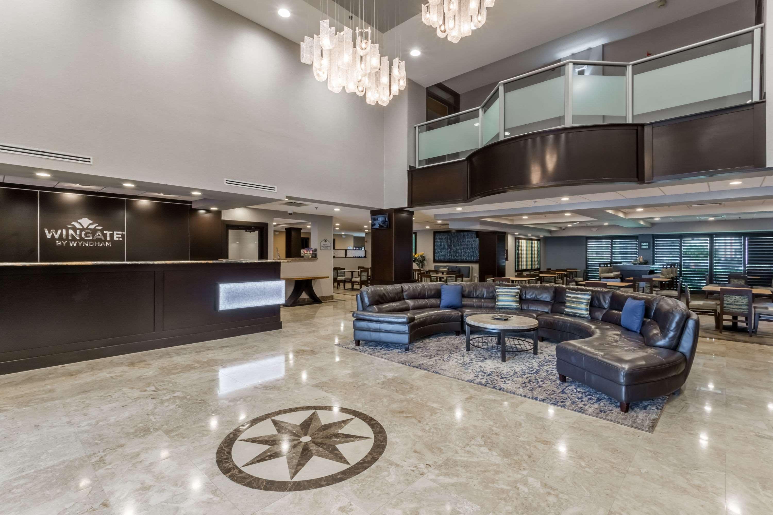 Vista Lobby Wingate by Wyndham Convention Ctr Closest Universal Orlando