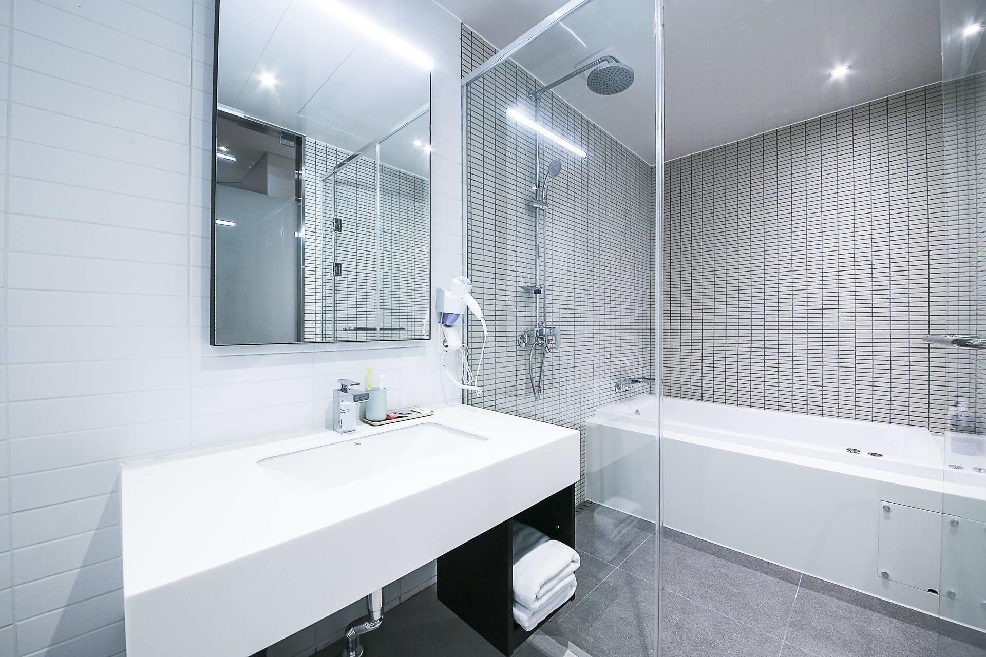 Equipamiento de Habitación Golden River Hotel