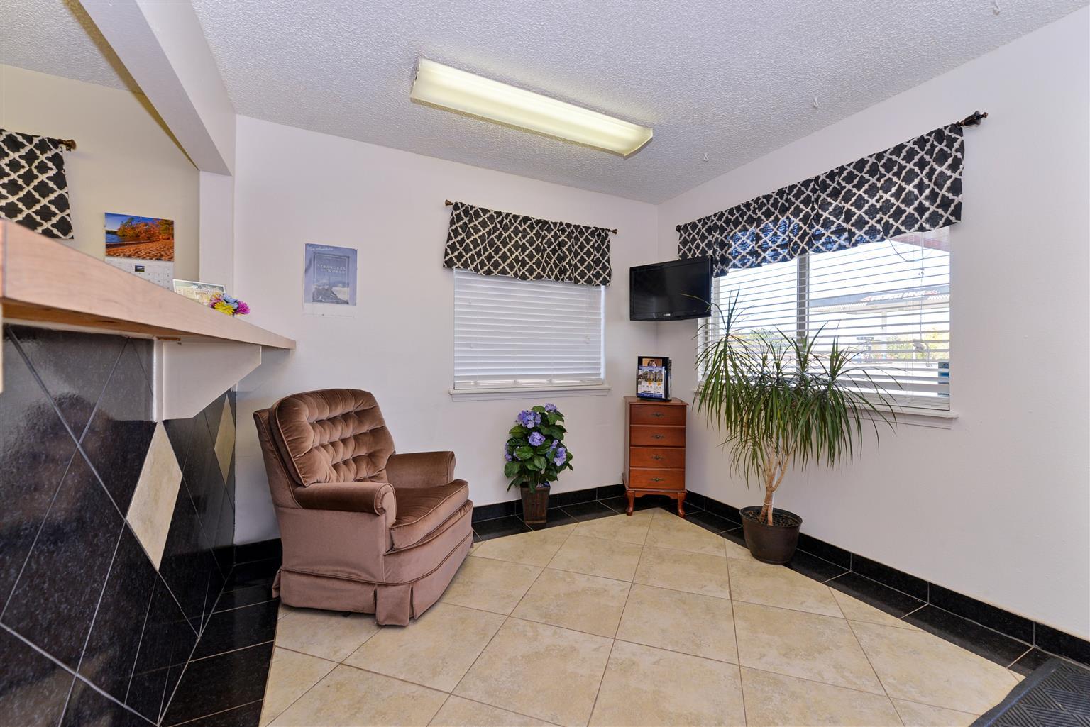 Vista Lobby Executive Inn Woodward