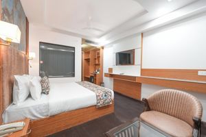 Alojamiento - Hotel Skyline, Manali - Walking to Mall Road, Centrally Heated