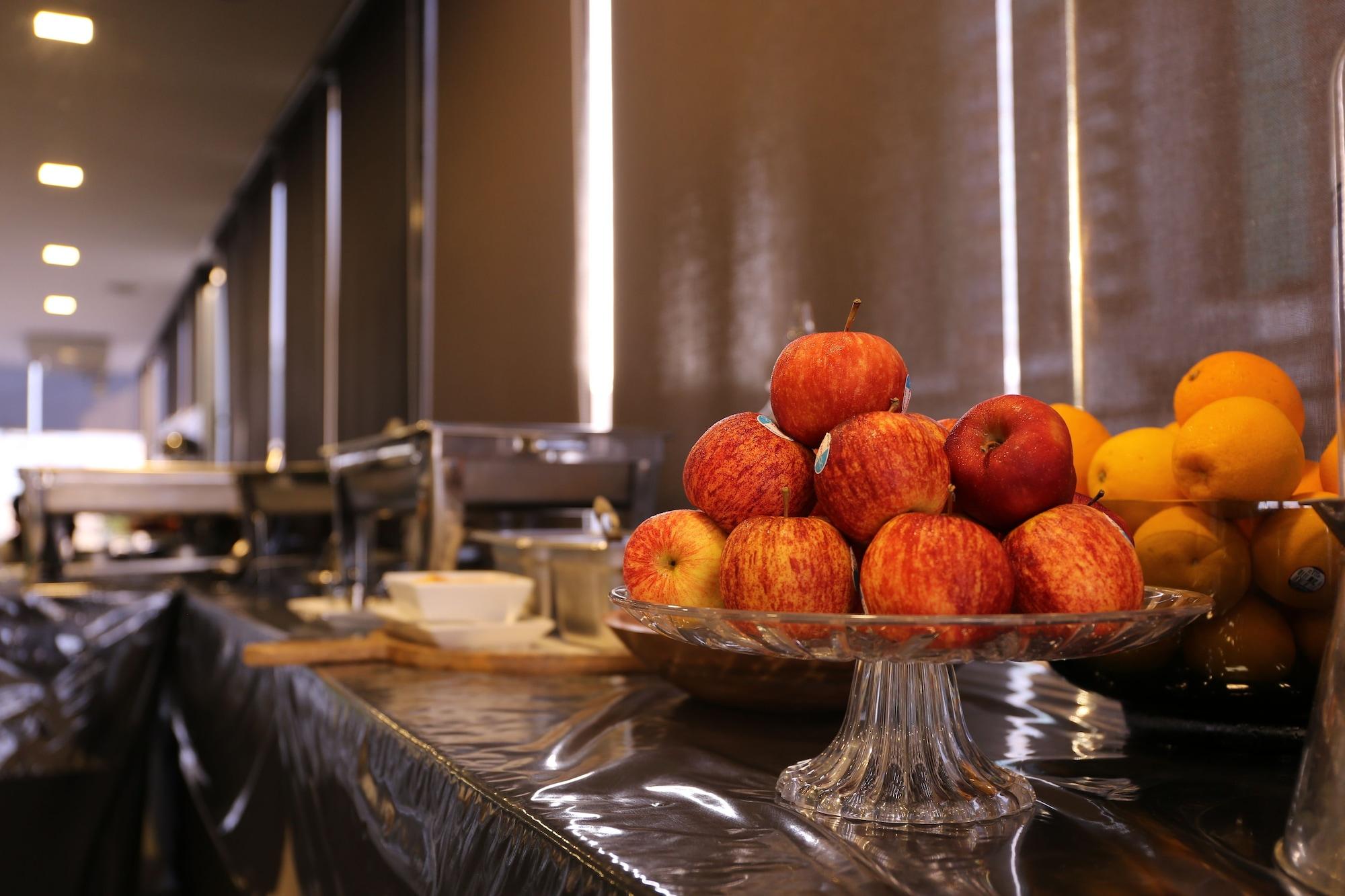 Restaurant The Grand Jade Hotel