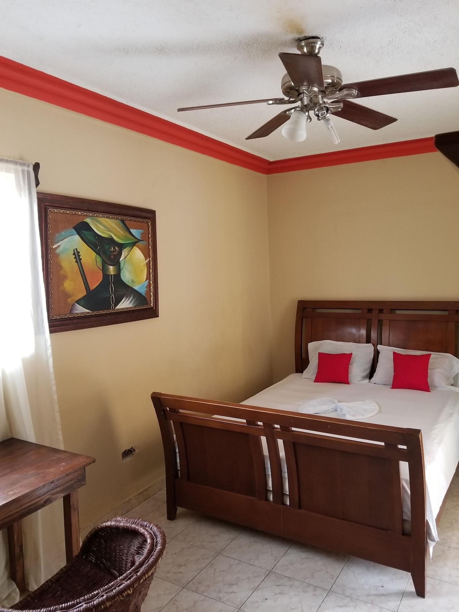 Habitación Daniella Inn Hotel