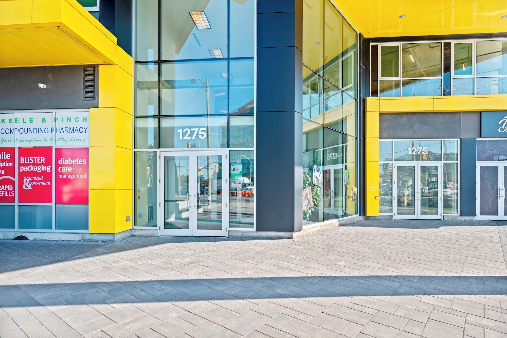 Vista Exterior Bright Suites Finch West by GLOBALSTAY