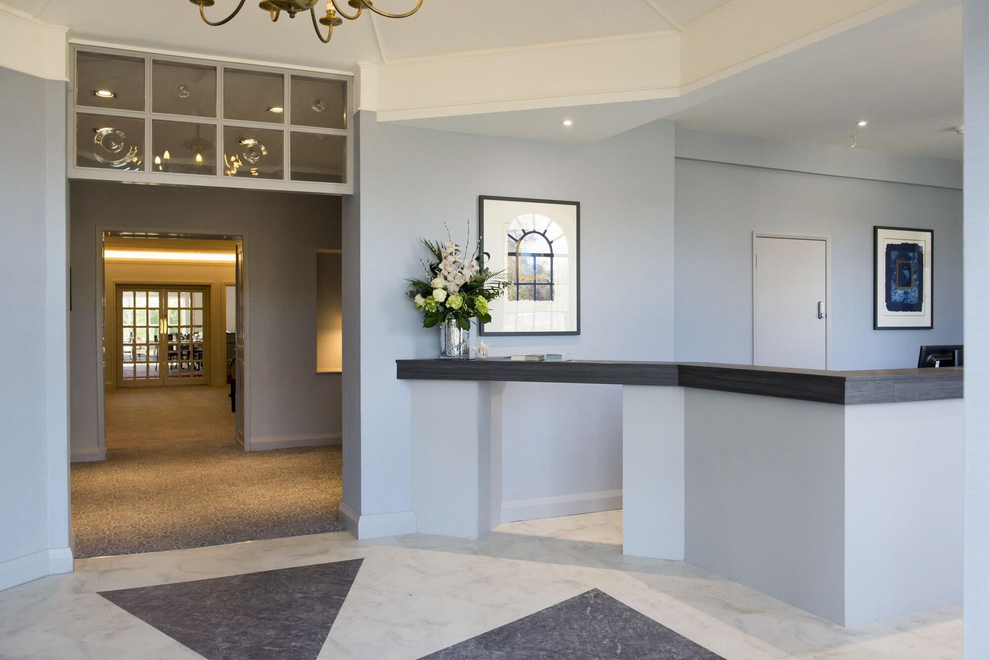 Vista Lobby Hawkstone Park Hotel