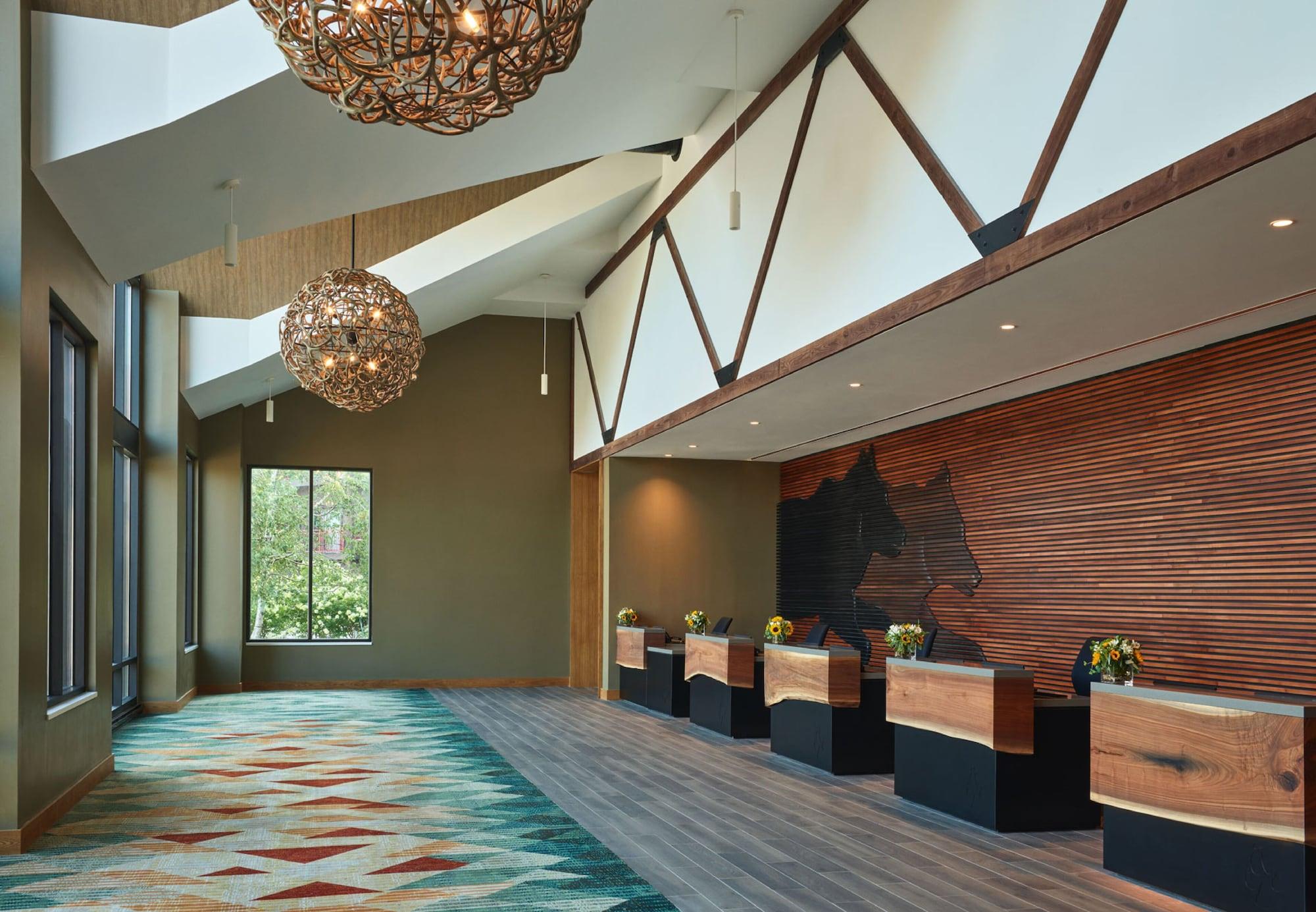 Vista Lobby Great Wolf Lodge Pocono Mountains, PA
