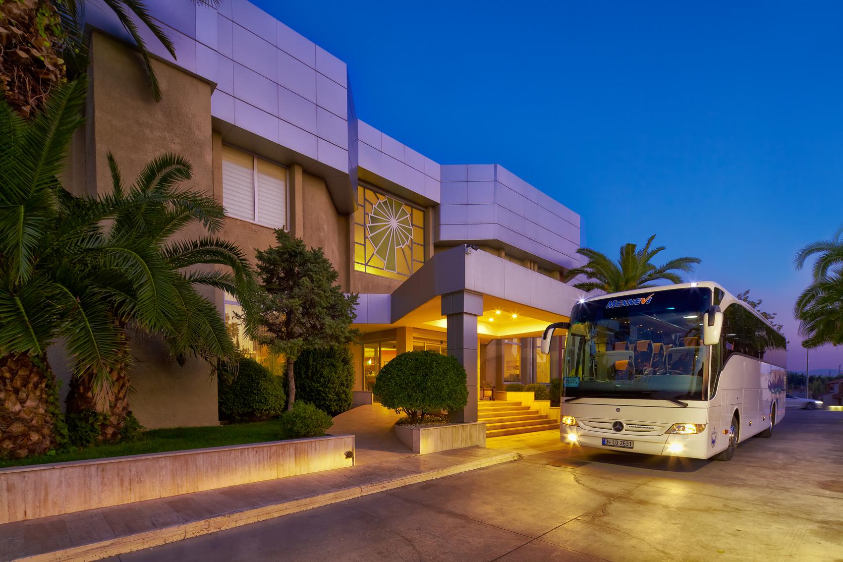 Vista Exterior Pam Thermal Hotel
