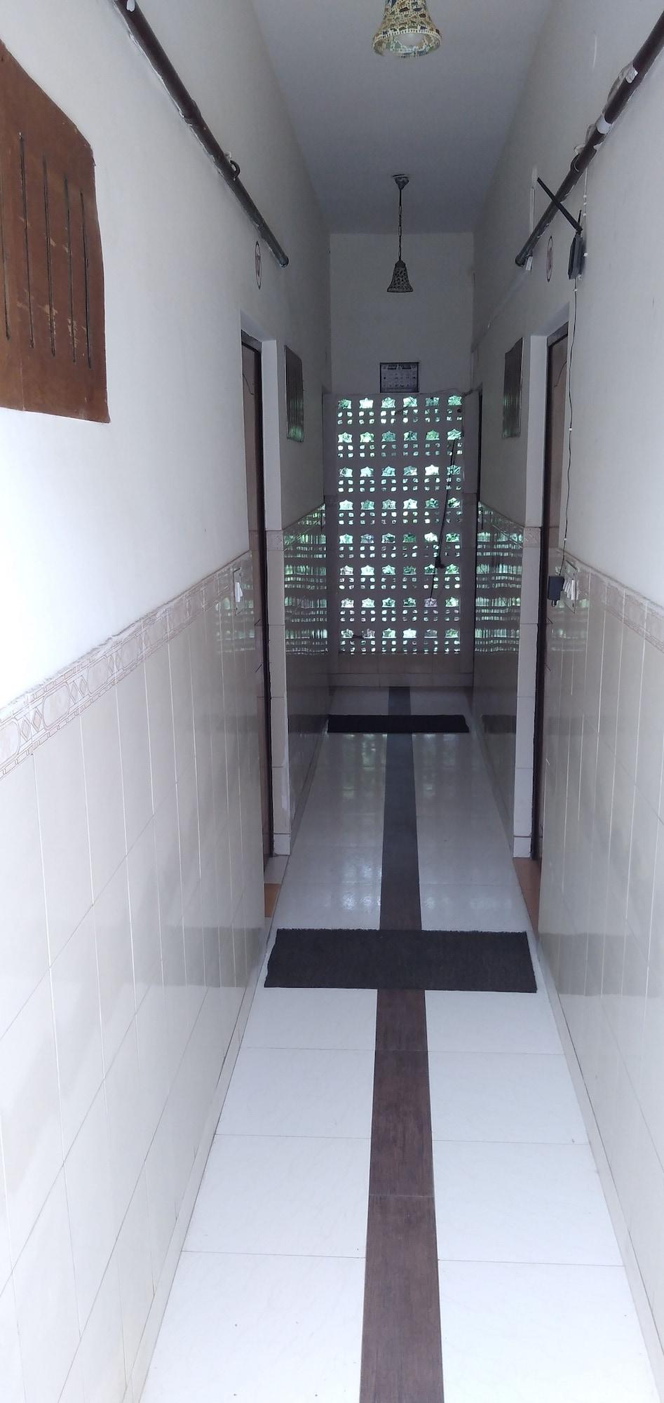 Varios Hotel Sidhartha