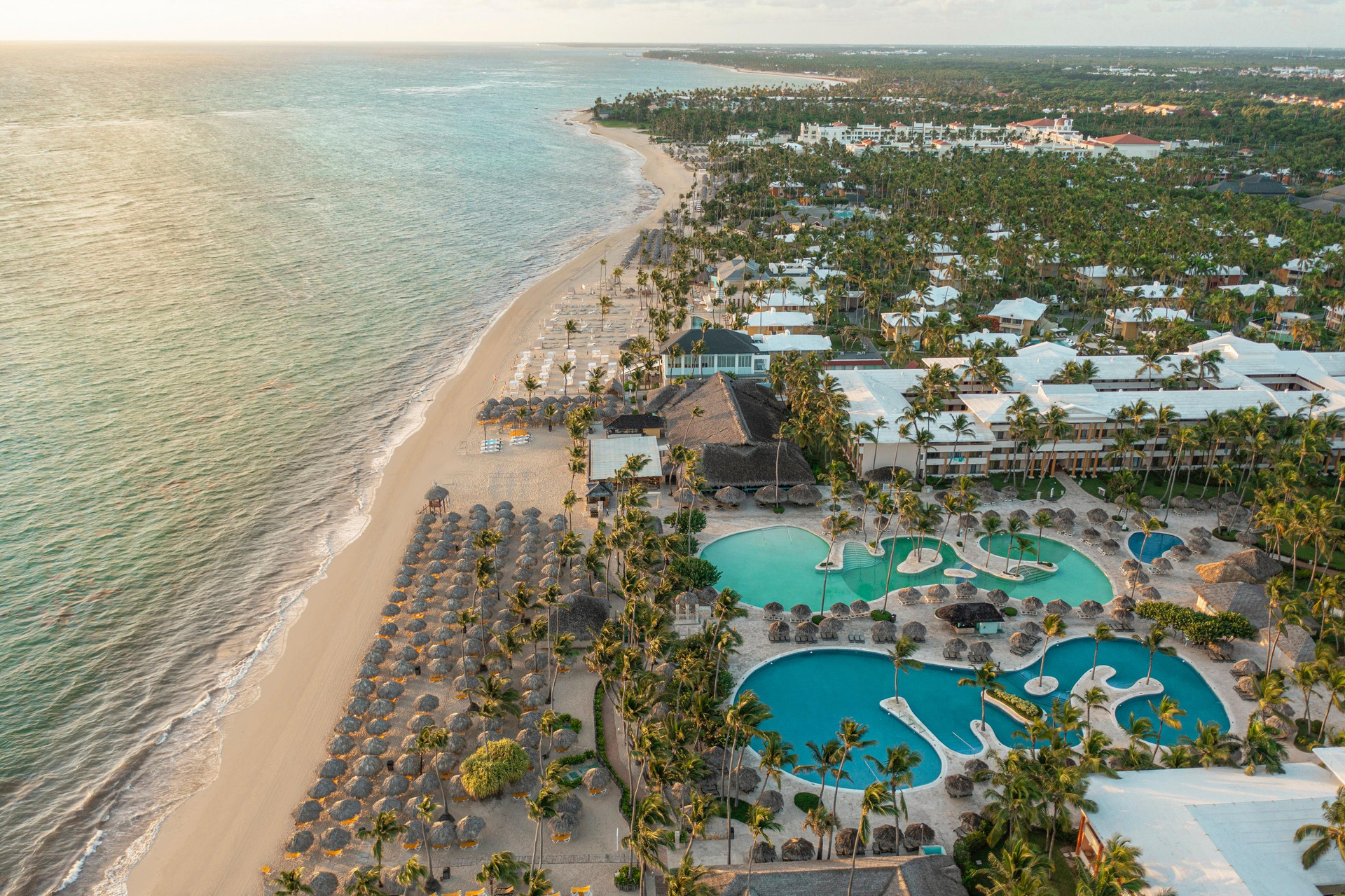 Vista Exterior Iberostar Waves Punta Cana - All Inclusive