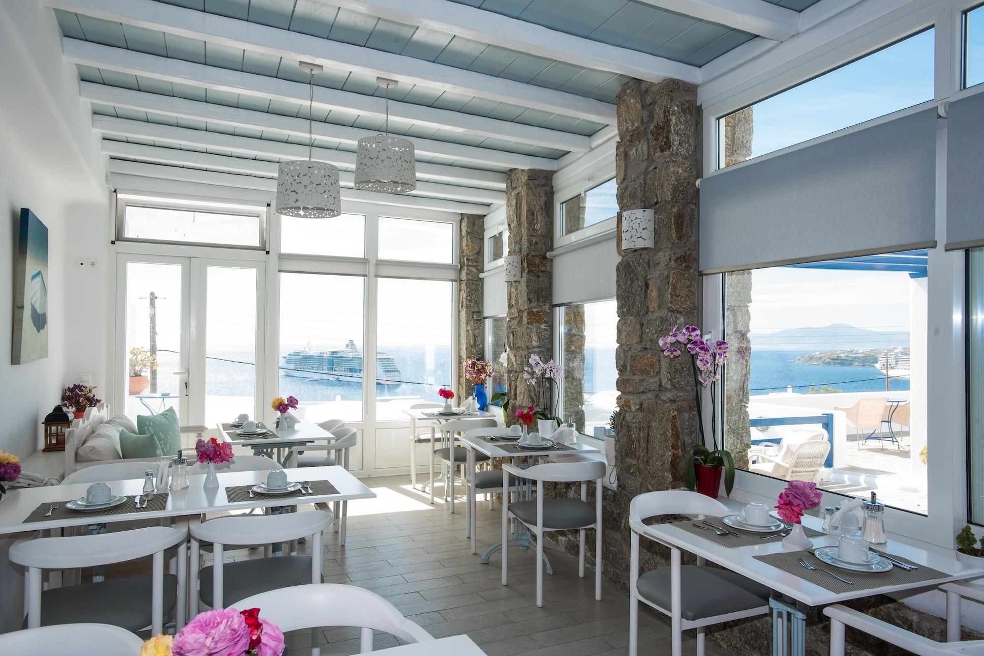 Bar/Salón Spanelis Hotel