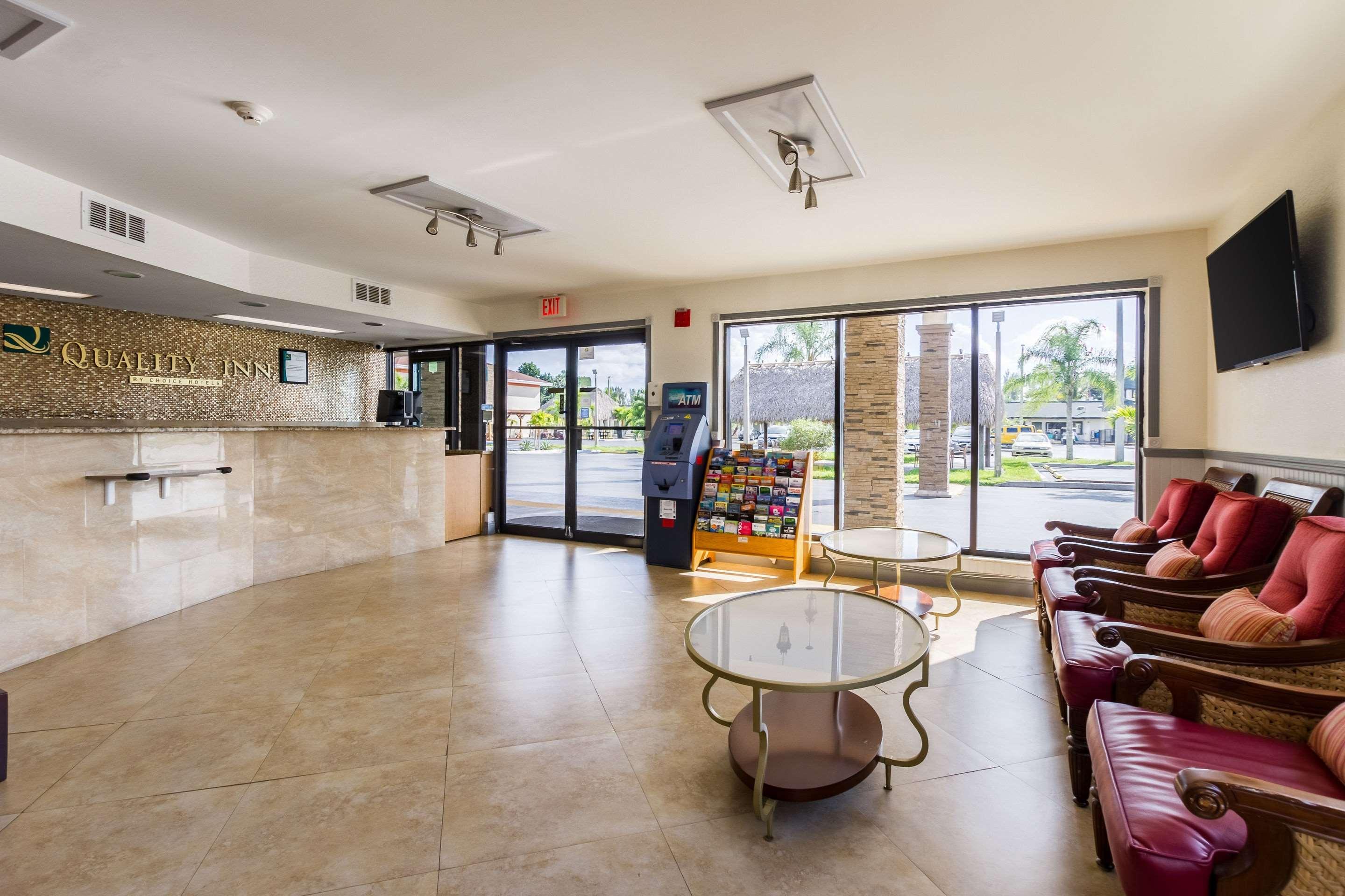Vista Lobby Quality Inn Florida City - Gateway to the Keys