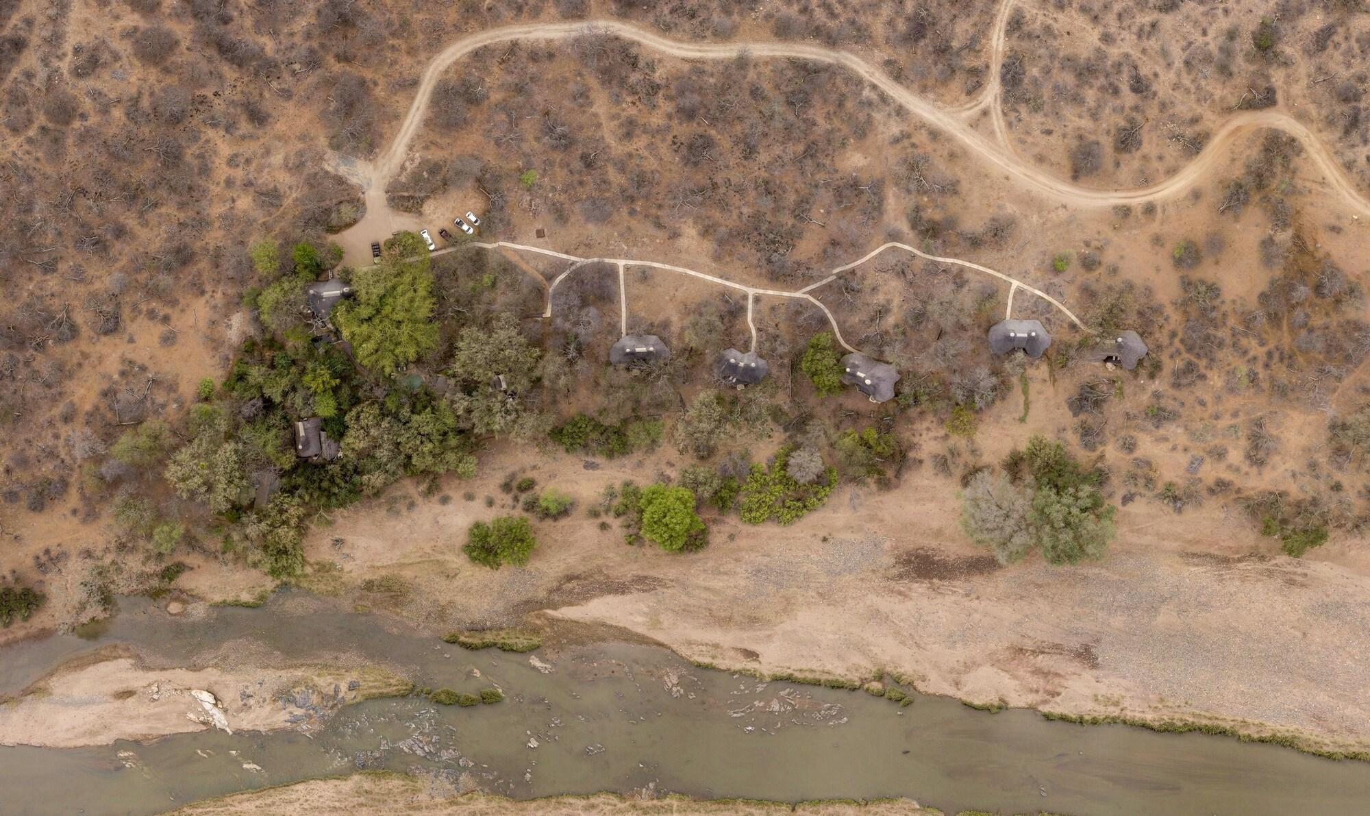 Vista Exterior Pondoro Game Lodge  - Open to Kruger Park