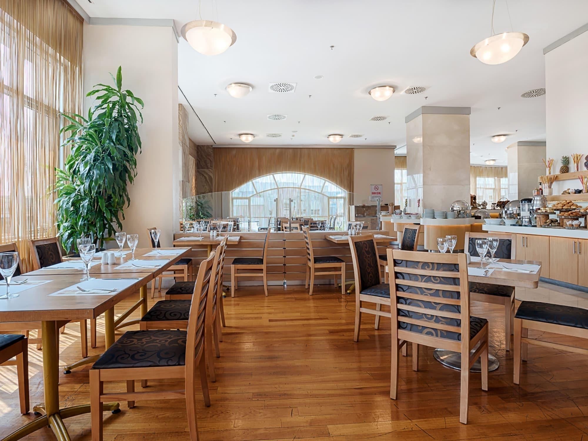 Restaurant WOW Istanbul Hotel