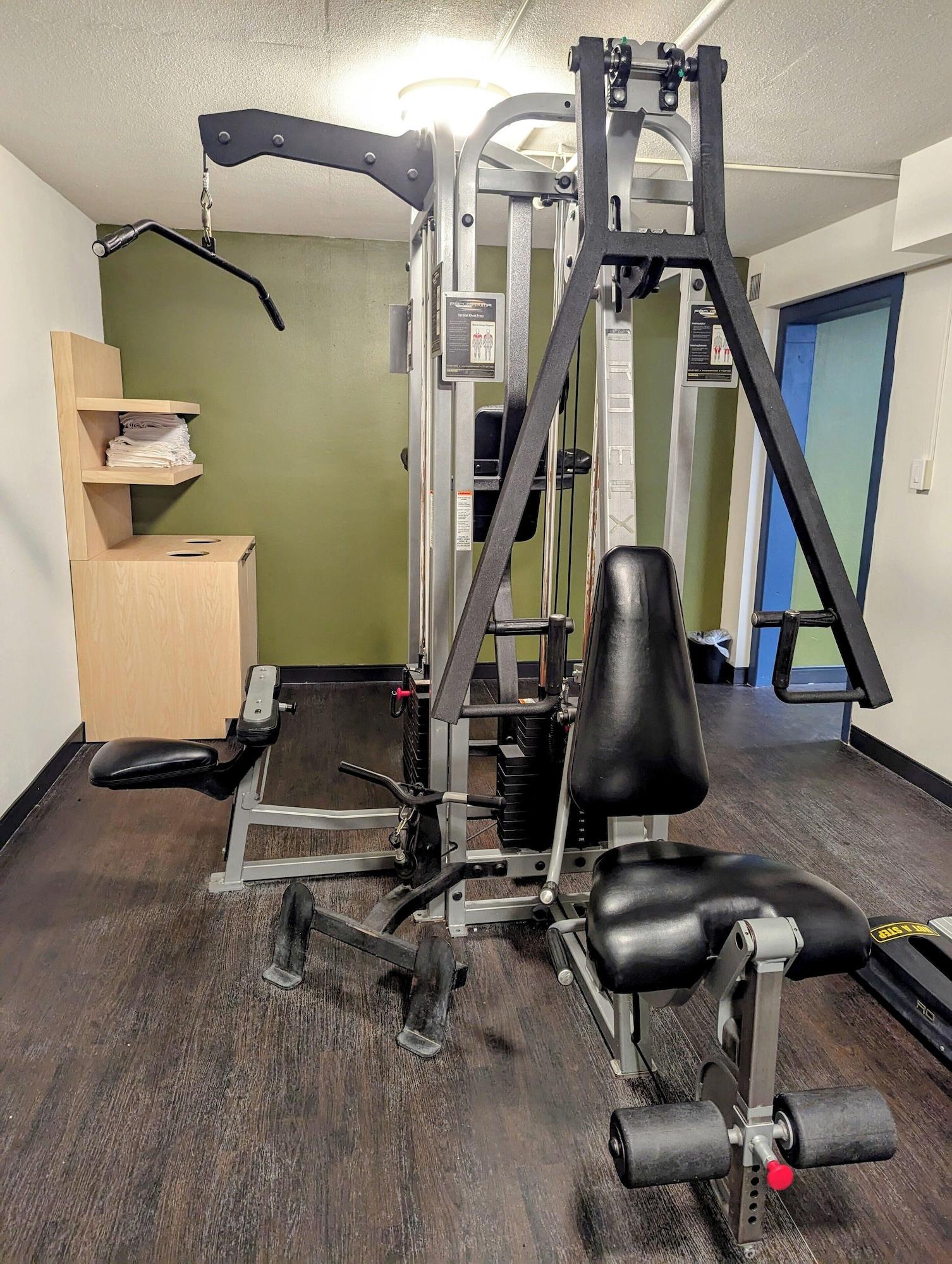 Gimnasio Spark by Hilton Denver East I 70
