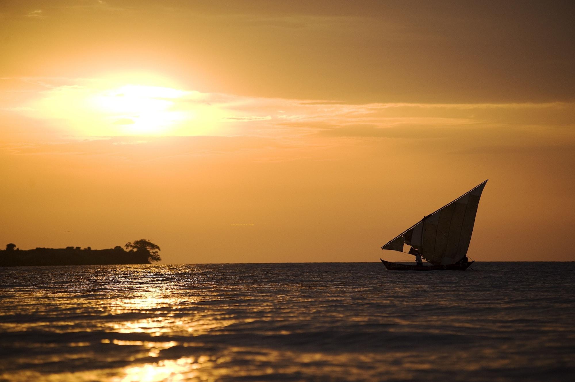 Playa Rusinga Island Lodge
