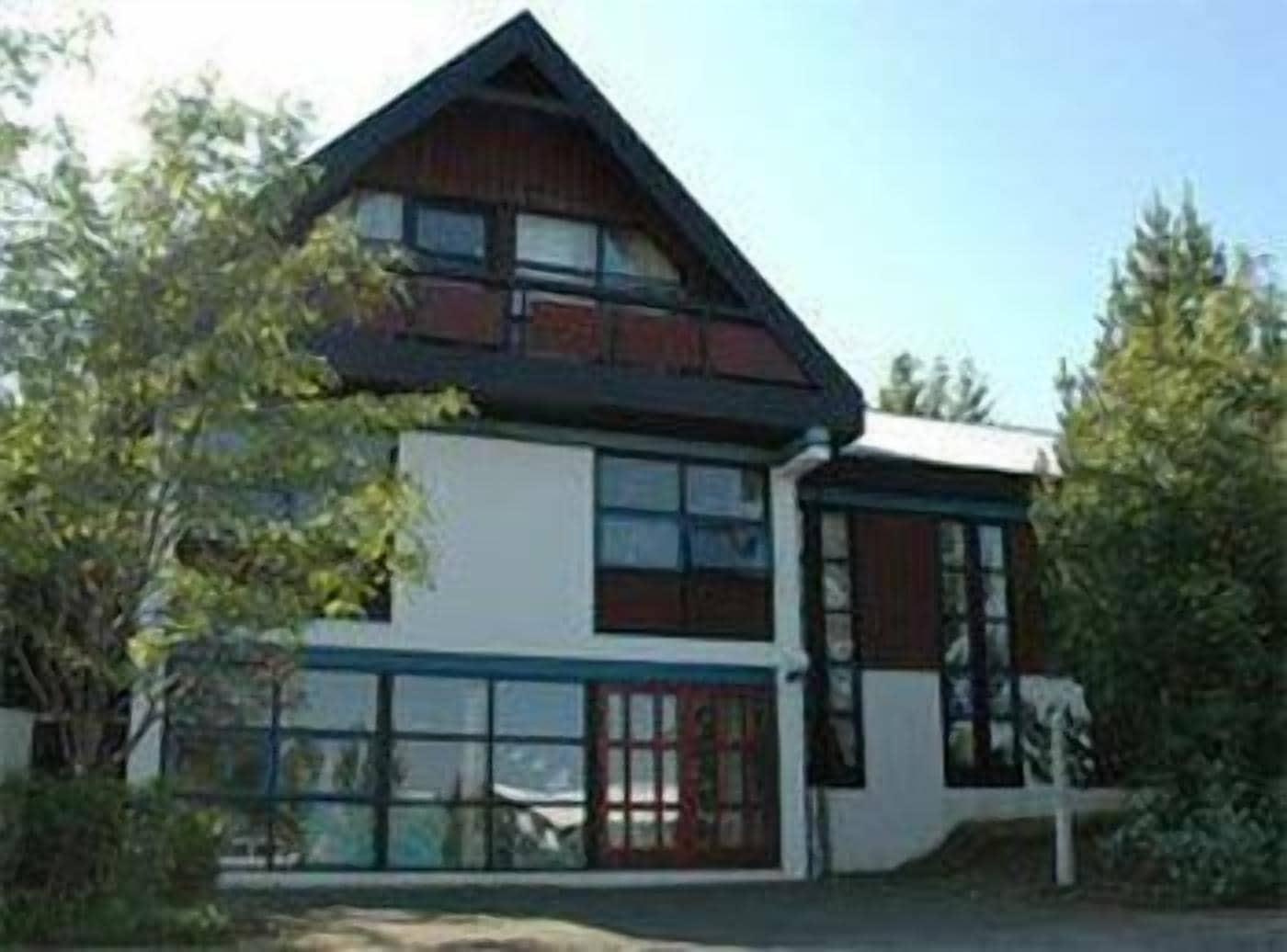 Varios Reykjavik Peace Center - Guesthouse