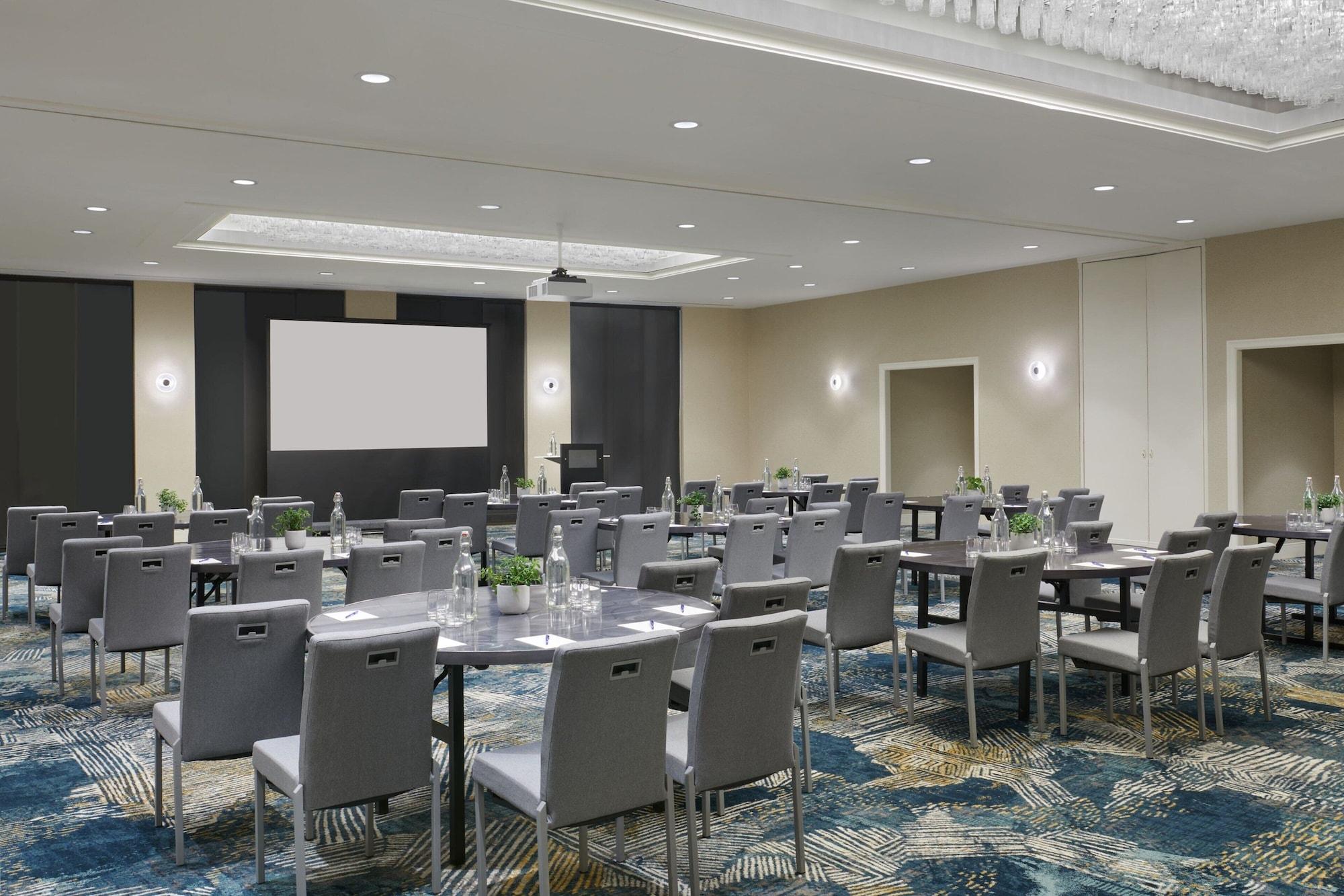 Sala de Reuniones Delta Hotels by Marriott Calgary Airport In-Terminal