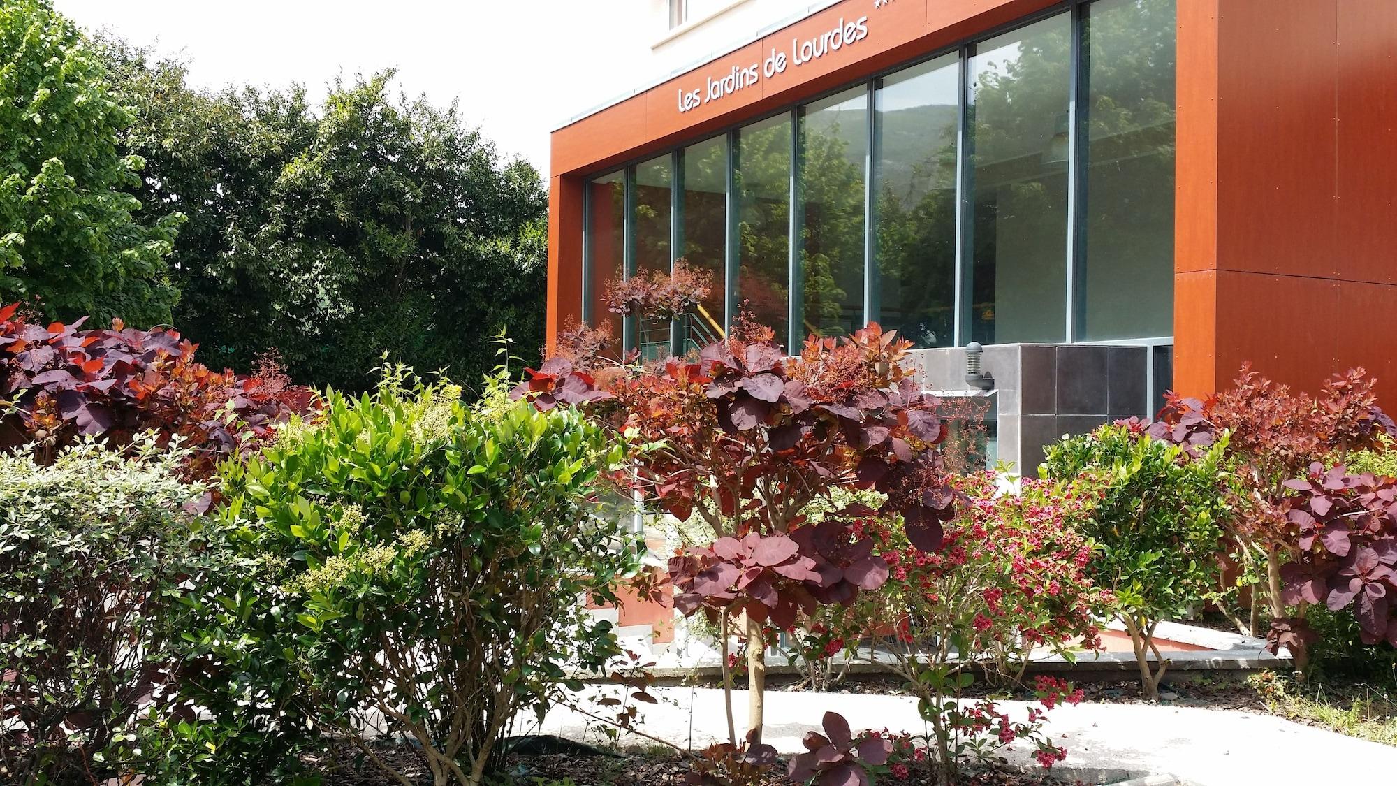 Vista Exterior Résidences Les Jardins de Lourdes