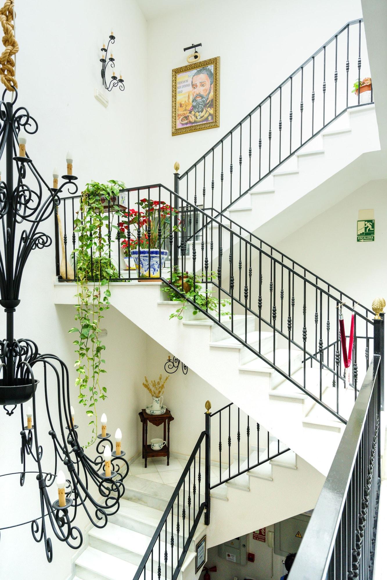 Varios Hostal Ciudad Trigueros