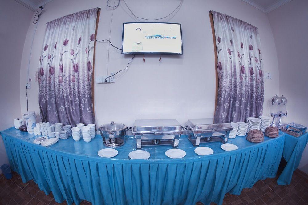 Restaurant Night Sweet Hotel