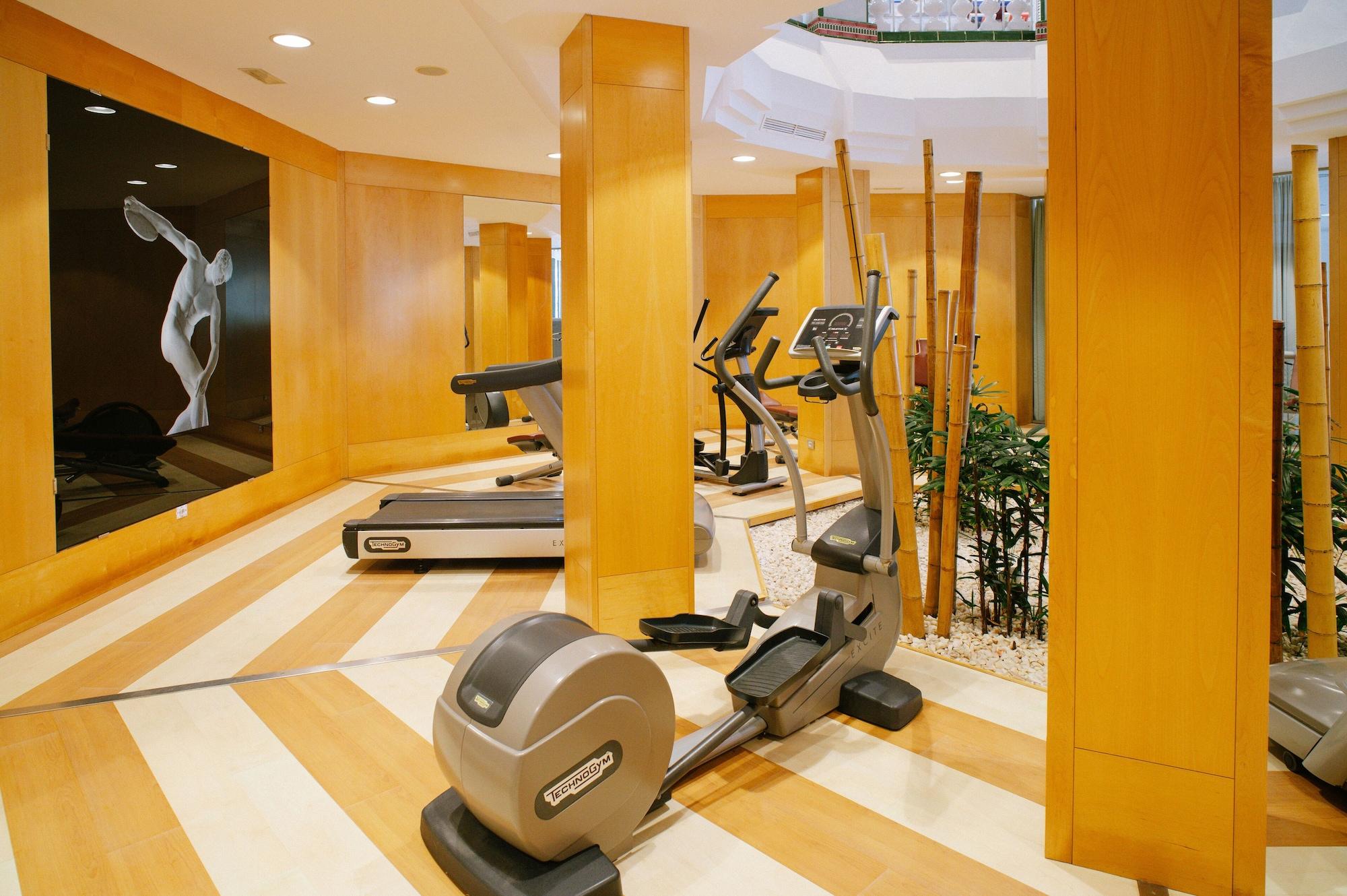 Gimnasio Aparthotel Parque Santiago IV