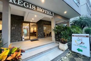 Alojamiento - Regis Hotel I