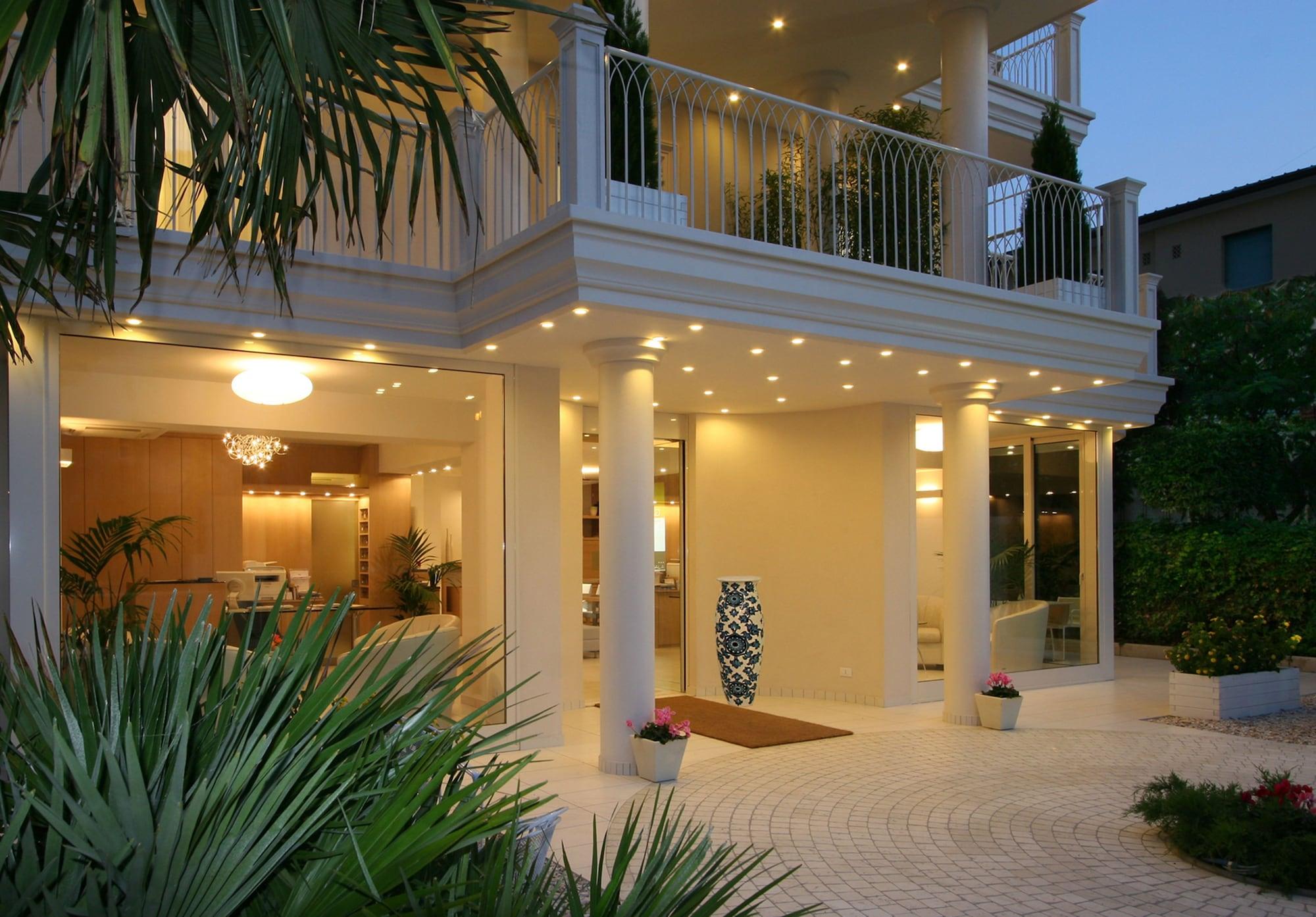 Vista Exterior Hotel Gala