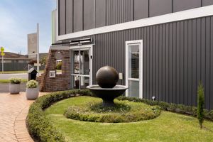 Alojamiento - Cobblestone Court Motel – Wenzel Motels