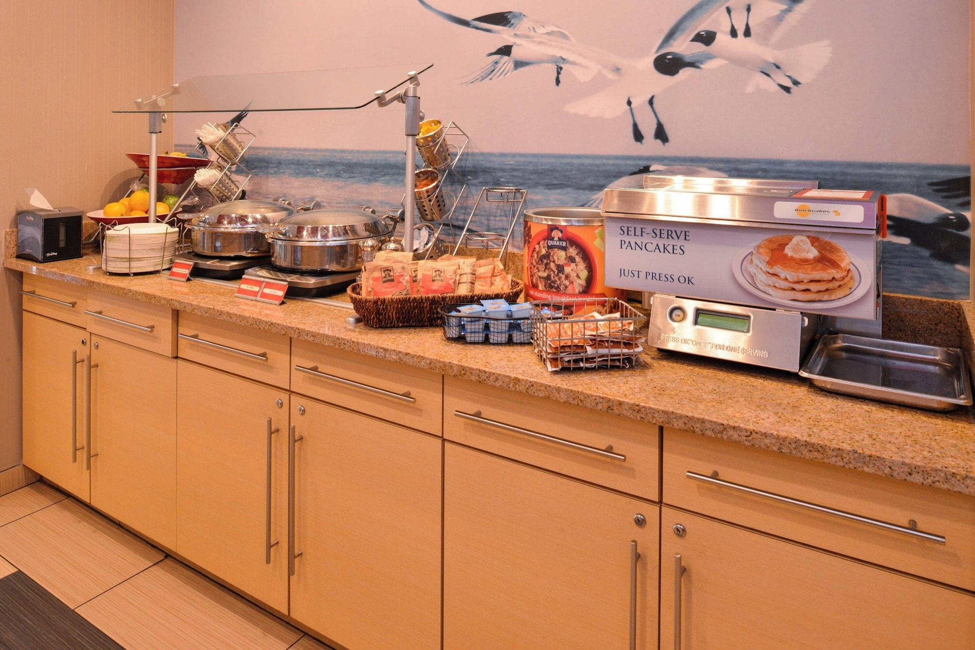 Restaurant TownePlace Suites by Marriott Wilmington/Wrightsville Beach