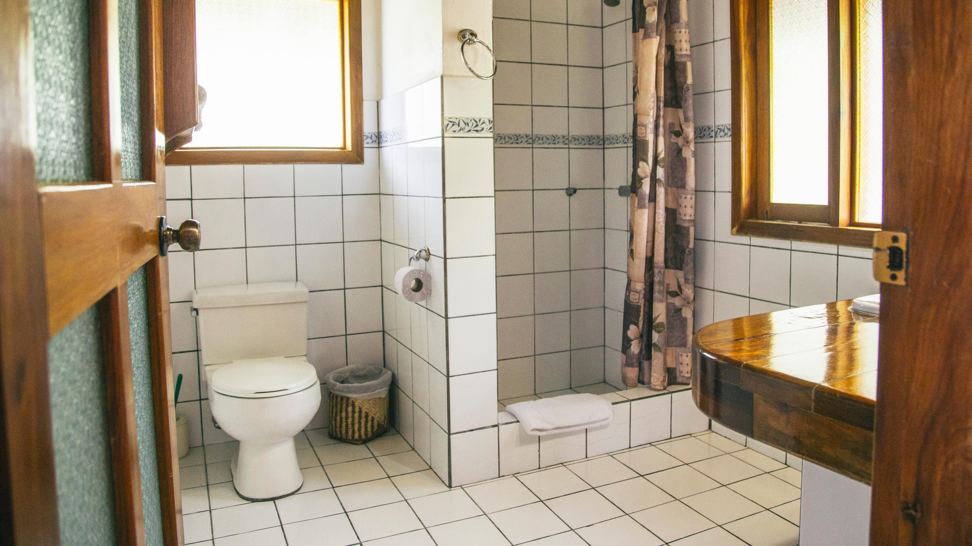 Baño Hostería Atamari