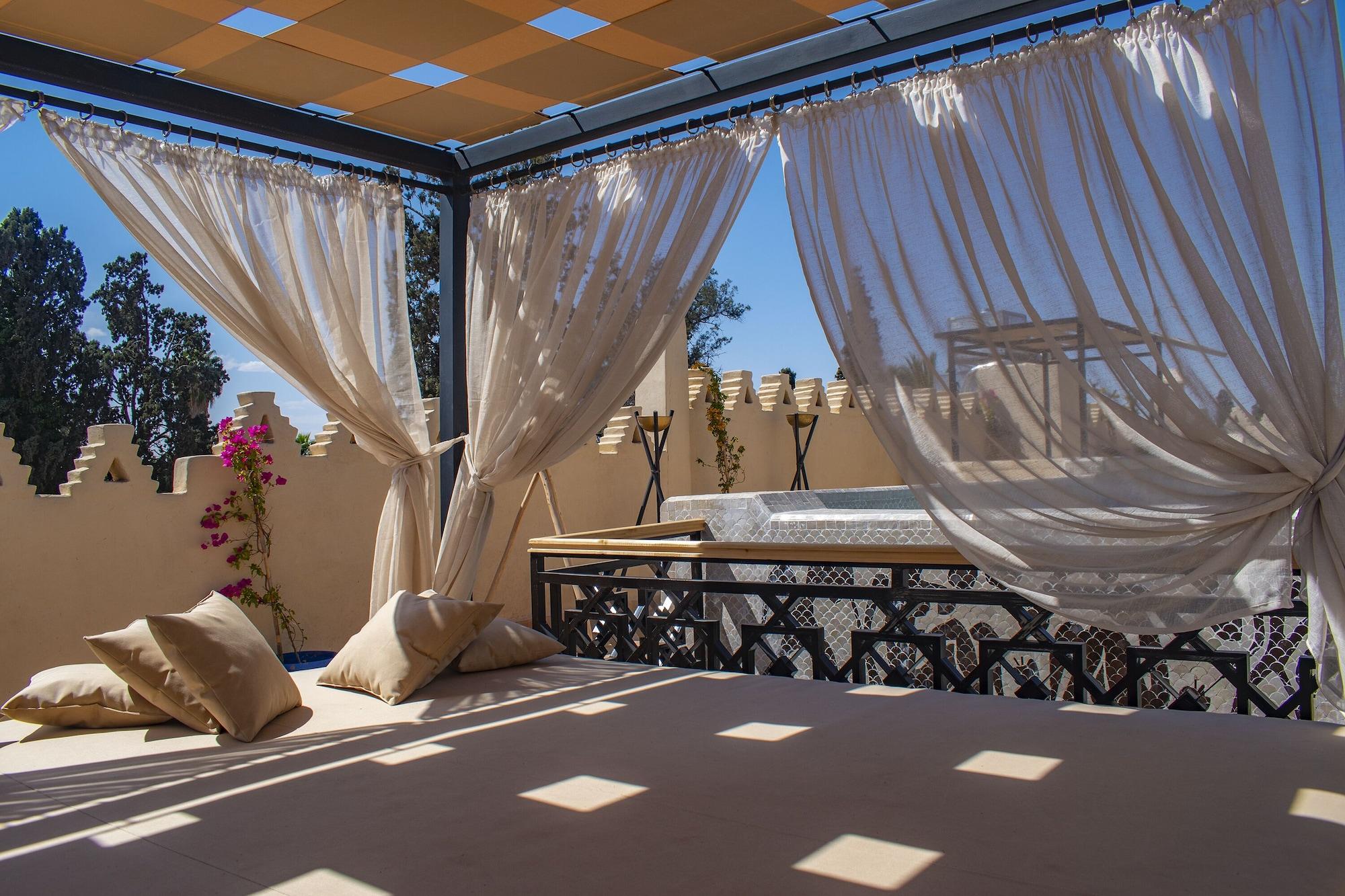 Vista Exterior Dar Si Aissa All Suites Palace